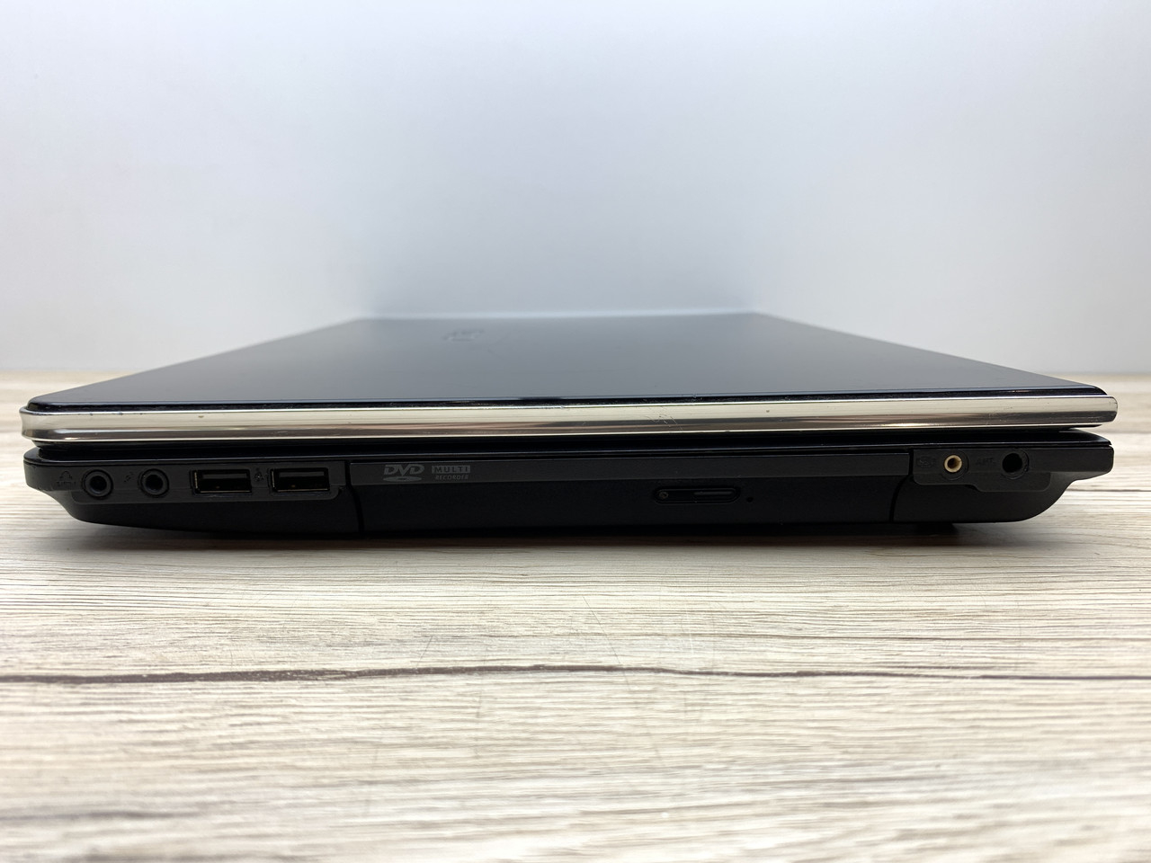 Б/в Ноутбук Asus N55SL Intel Core i5-2450M / 8 Гб / SSD 120 Гб / Клас В