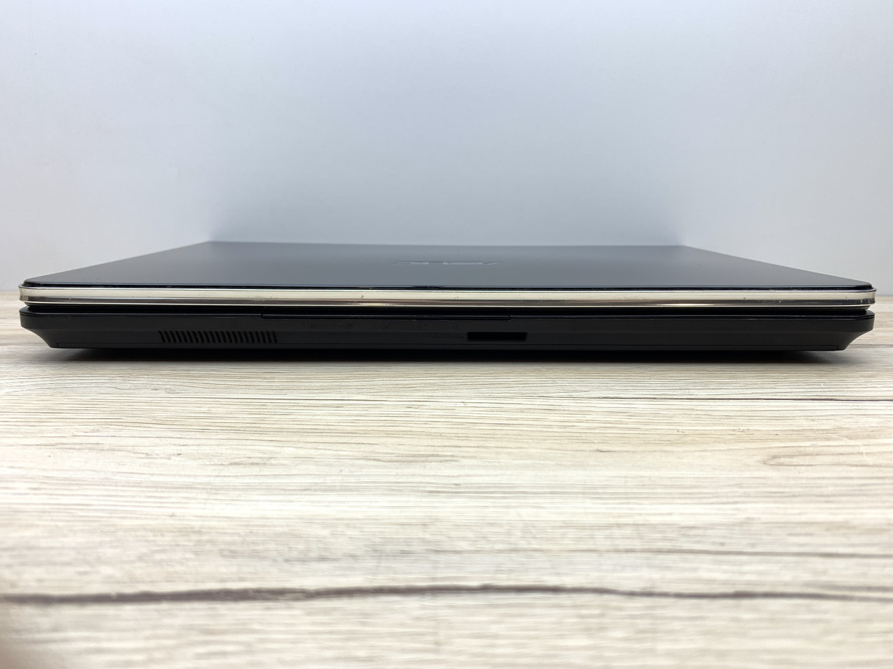 Б/в Ноутбук Asus N55SL Intel Core i5-2450M / 8 Гб / SSD 120 Гб / Клас В