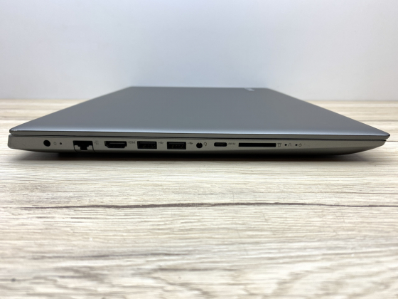Б/в Ноутбук Lenovo 520-15 Intel Core i5-7200U / 8 Гб / SSD 120 Гб + 1 Тб / Клас В