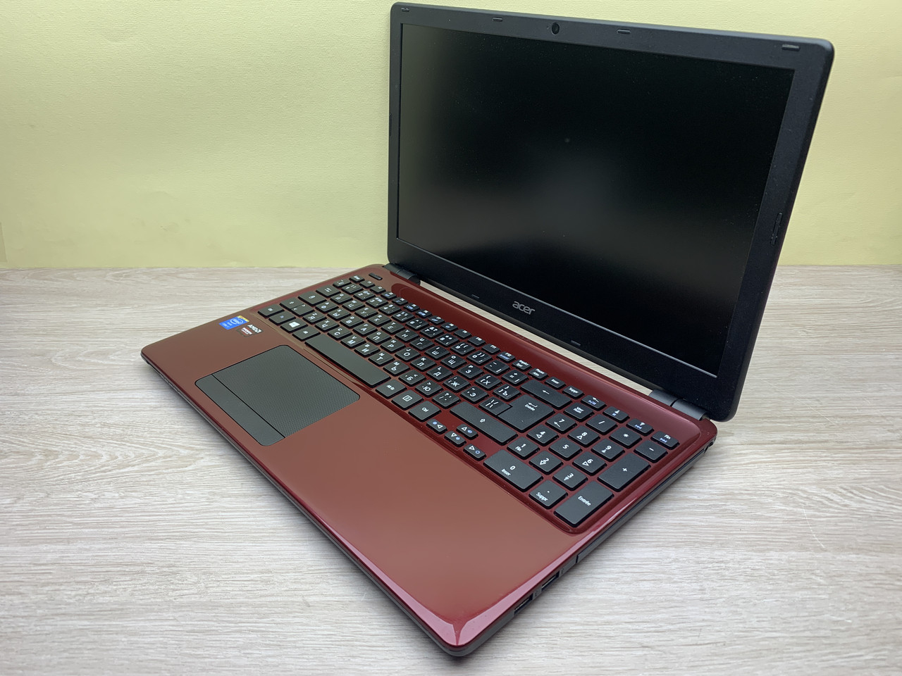 Б/в Ноутбук Acer Aspire E1-572 / Intel Core i7 (4 покоління) / 8 Гб / Клас B