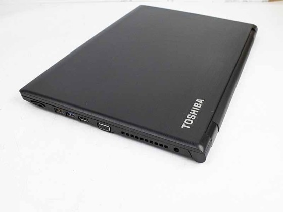 Б/в Ноутбук Toshiba Satellite B35 Intel Core i3-5005U / 4 Гб / HDD 500 Гб / Клас В