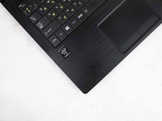 Б/в Ноутбук Toshiba Satellite B35 Intel Core i3-5005U / 4 Гб / HDD 500 Гб / Клас В