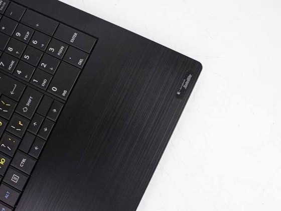 Б/в Ноутбук Toshiba Satellite B35 Intel Core i3-5005U / 4 Гб / HDD 500 Гб / Клас В