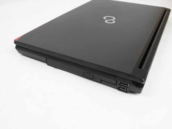 Б/в Ноутбук Fujitsu LifeBook A574/H Intel Core i5-4300M / 4 Гб / HDD 320 Гб / Клас А