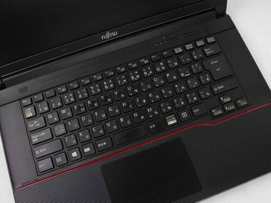 Б/в Ноутбук Fujitsu LifeBook A574/H Intel Core i5-4300M / 4 Гб / HDD 320 Гб / Клас А