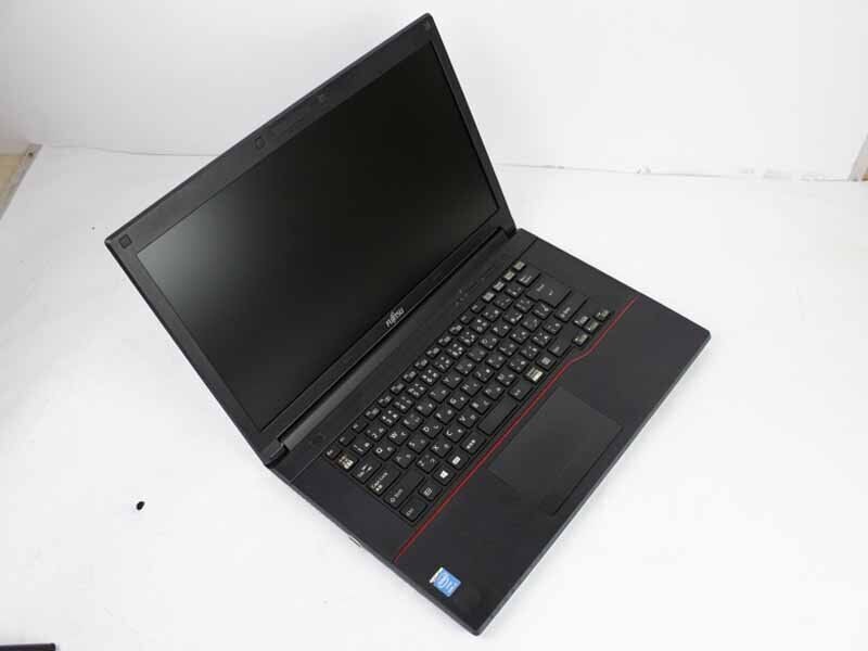 Б/в Ноутбук Fujitsu LifeBook A574/H Intel Core i5-4300M / 4 Гб / HDD 320 Гб / Клас А