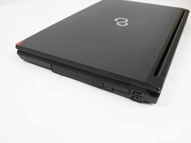 Б/в Ноутбук Fujitsu LifeBook A574/H Intel Core i5-4300M / 4 Гб / HDD 320 Гб / Клас А
