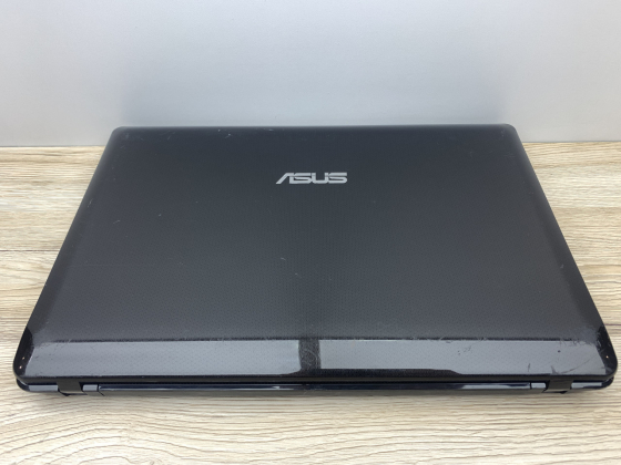 Б/в Ноутбук Asus K52 / Intel Core i3-350M / 4 Гб / SSD 120 Гб / Клас B