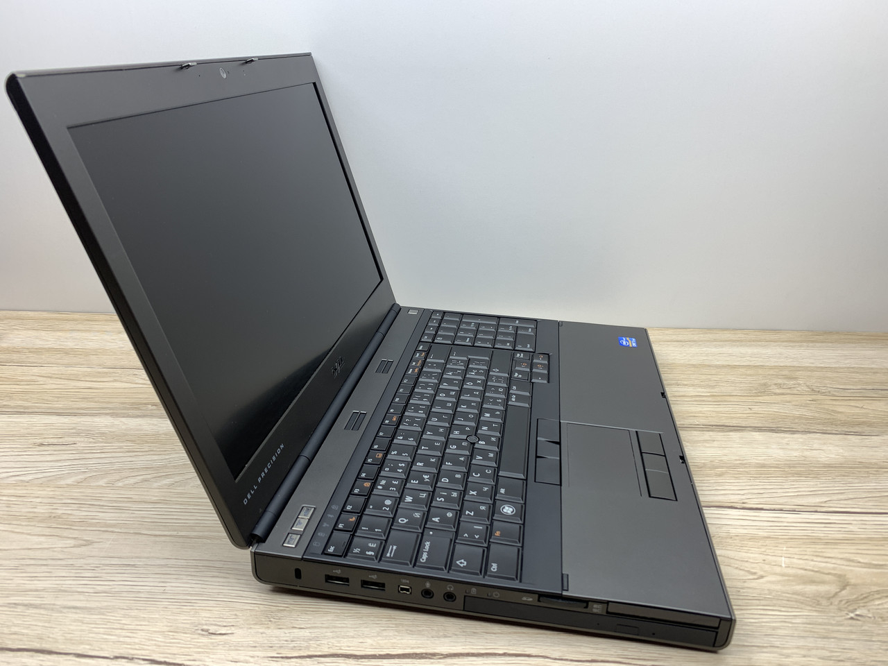 Б/в Ноутбук Dell M4600 / Intel Core i7-2720QM / 8 Гб / SSD 120 Гб + HDD 1 Тб / Клас B