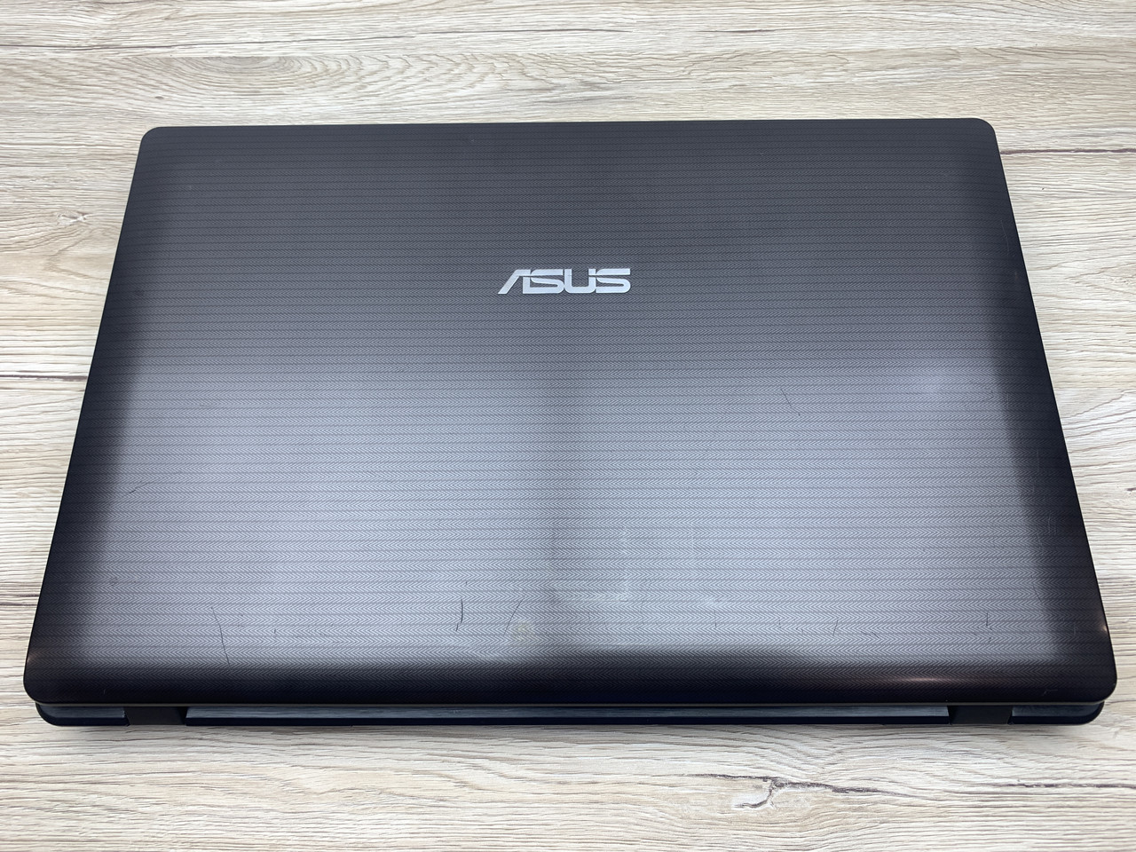 Б/в Ноутбук Asus X73 / AMD E-350 / 4 Гб / HDD 500 Гб / Клас B (не працює батарея)