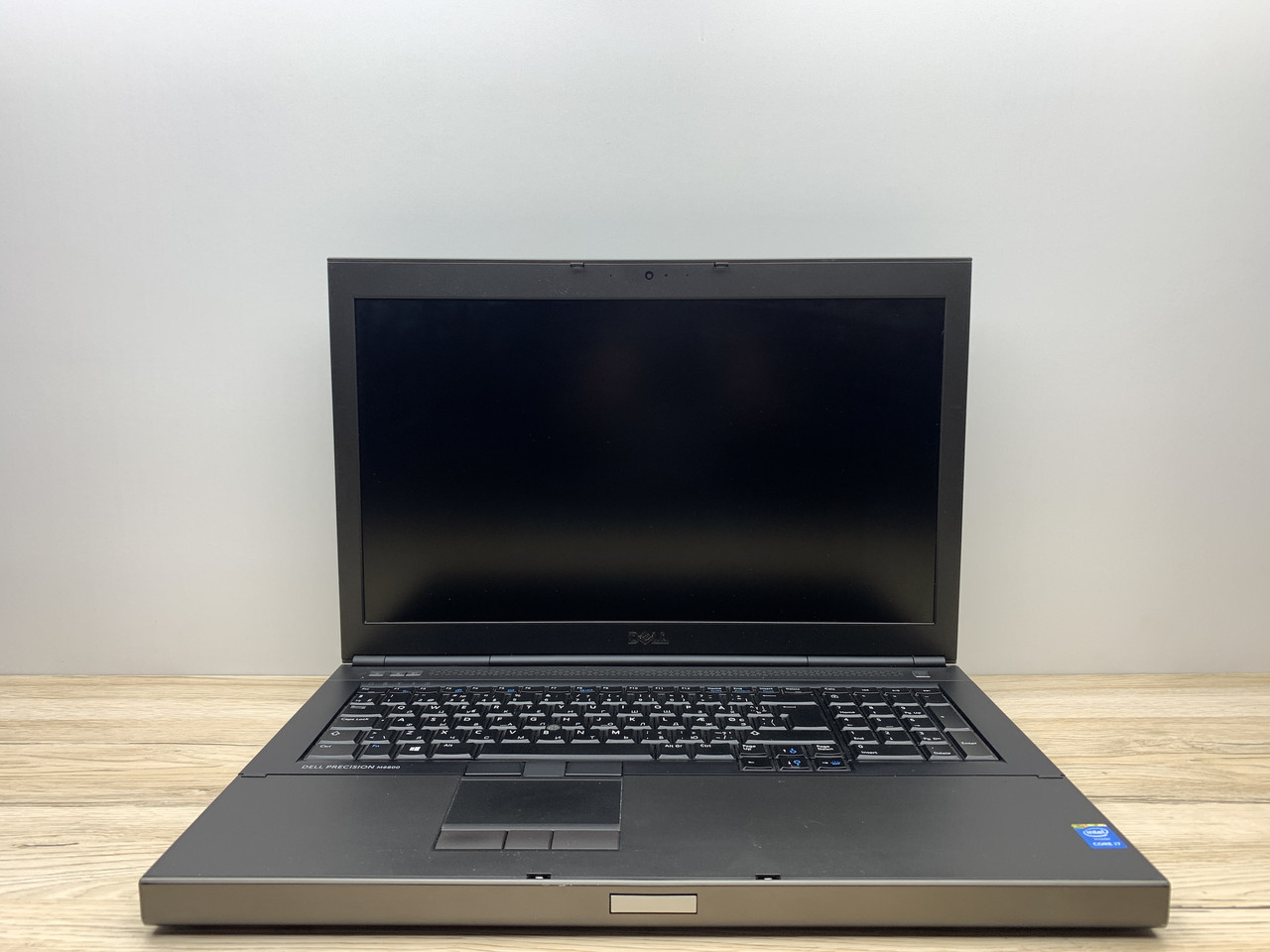 Б/в Ноутбук Dell M6800 / Intel Core i7-4800MQ / 16 Гб / SSD 240 Гб + HDD 500 Гб / Клас B