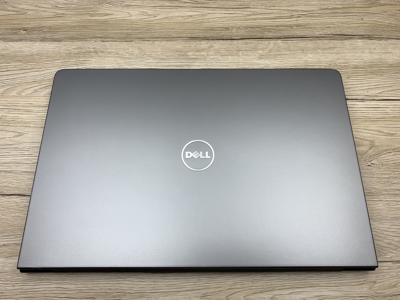 Б/в Ноутбук Dell Vostro 15 5568 / Intel Core i5-7200U / 8 Гб / SSD 240 Гб / Клас B