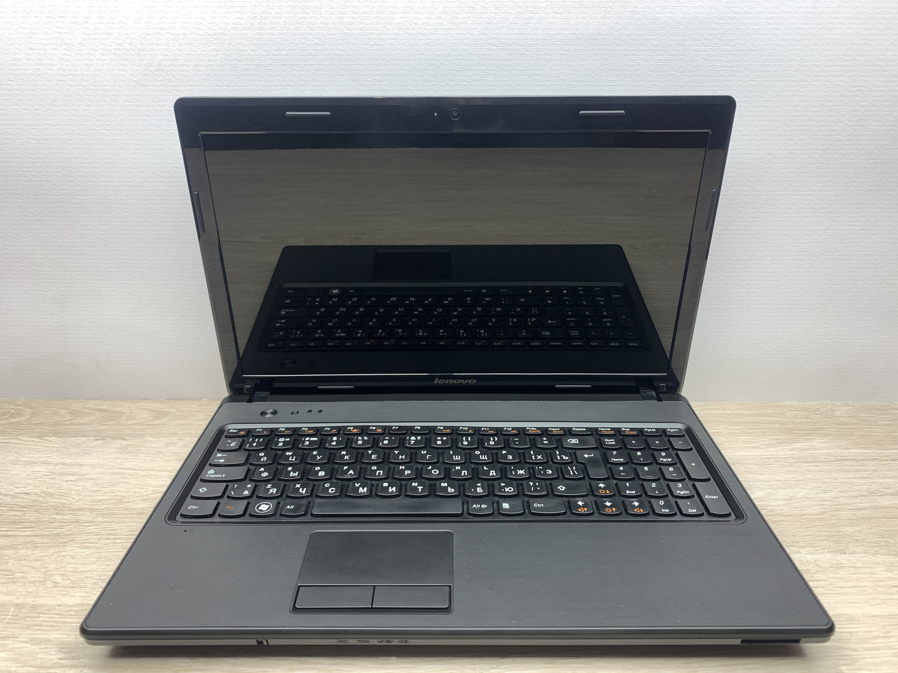 Б/в Ноутбук Lenovo G570 / Intel Core i5 (2 покоління) / 8 Гб / 120 Гб / Клас B