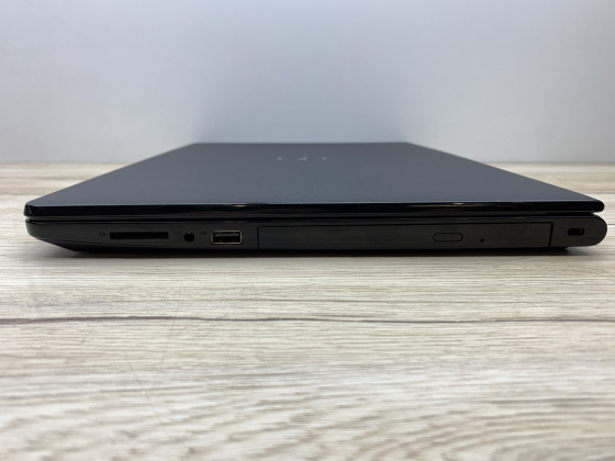 Б/в Ноутбук Dell Inspiron 3000 Intel Core i5-7200U / 8 Гб / SSD 240 Гб / Клас В