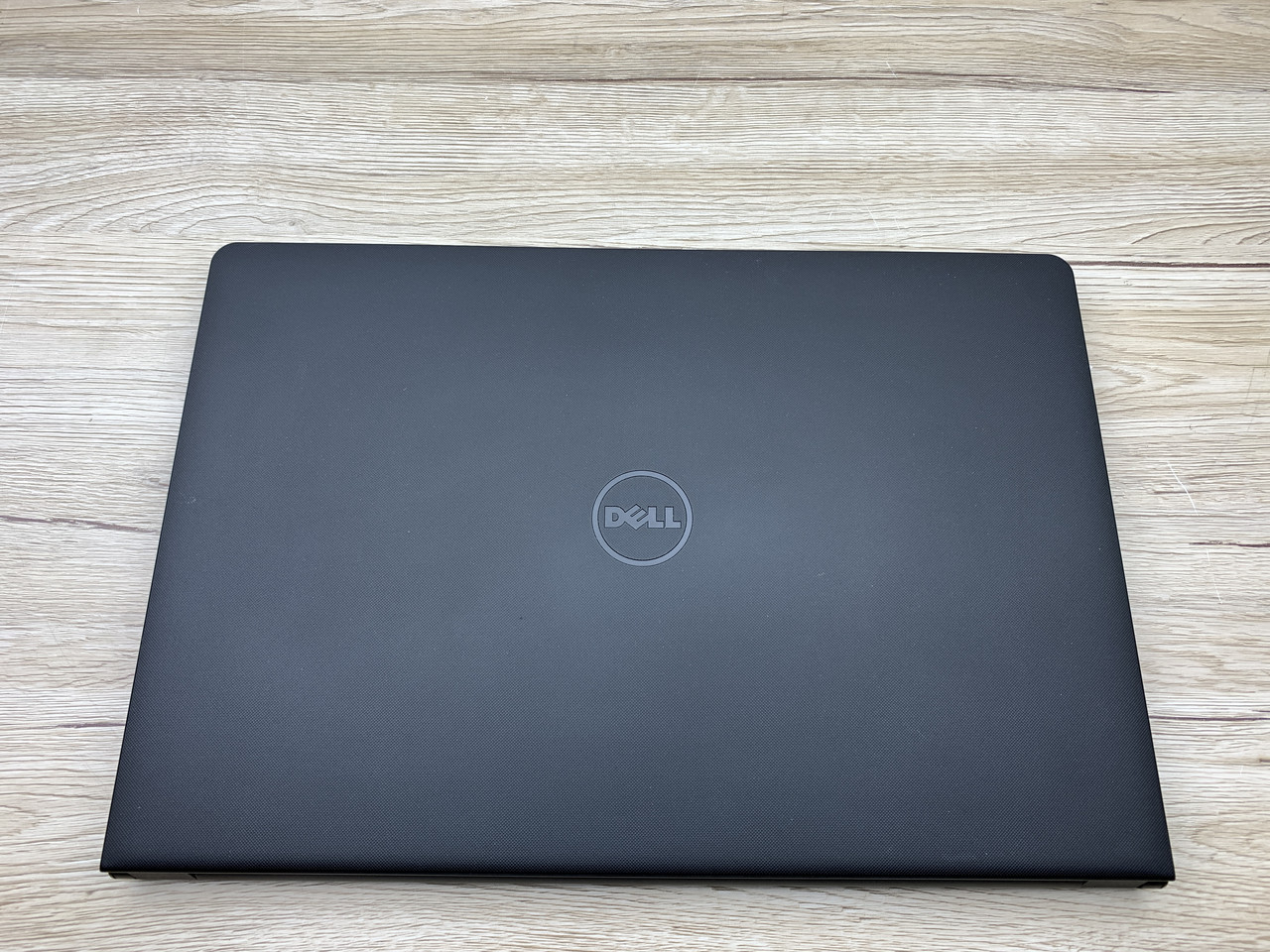 Б/в Ноутбук Dell Inspiron 3000 Intel Core i5-7200U / 8 Гб / SSD 240 Гб / Клас В