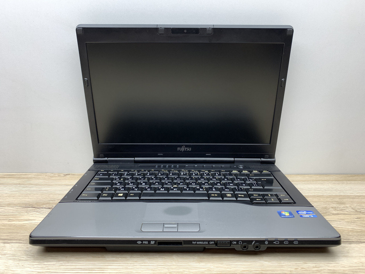 Б/в Ноутбук Fujitsu LifeBook S752 Intel Core i5-3320M / 8 Гб / SSD 120 Гб / Клас В