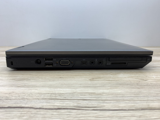 Б/в Ноутбук Dell Latitude E5410 Intel Core i3-380M / 4 Гб / SSD 120 Гб / Клас В