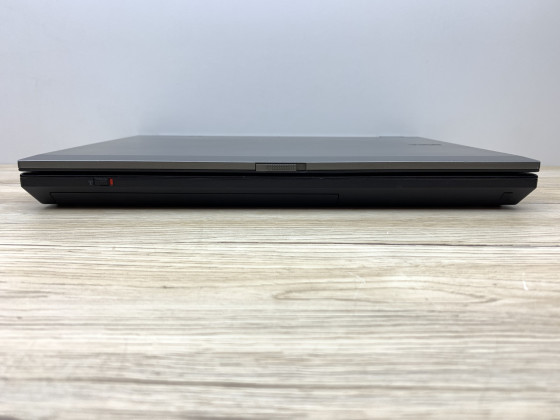 Б/в Ноутбук Dell Latitude E5410 Intel Core i3-380M / 4 Гб / SSD 120 Гб / Клас В