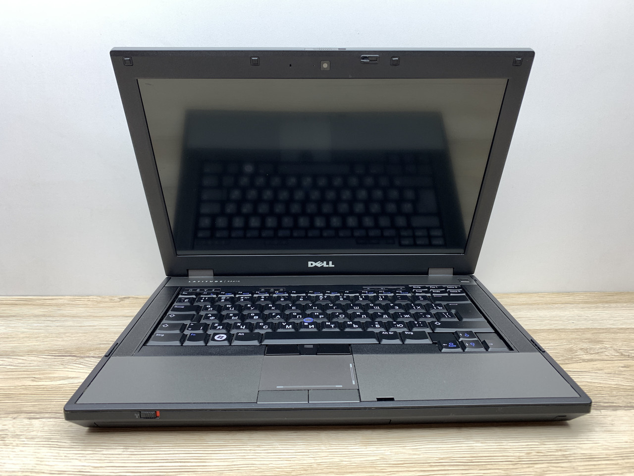 Б/в Ноутбук Dell Latitude E5410 Intel Core i3-380M / 4 Гб / SSD 120 Гб / Клас В