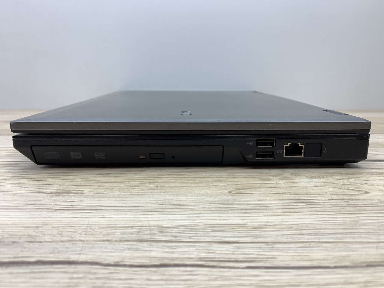 Б/в Ноутбук Dell Latitude E5410 Intel Core i3-380M / 4 Гб / SSD 120 Гб / Клас В