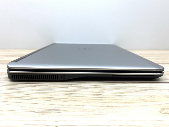 Б/в Ноутбук Dell Latitude E7240 Intel Core i5-4300U / 4 Гб / SSD 120 Гб / Клас В
