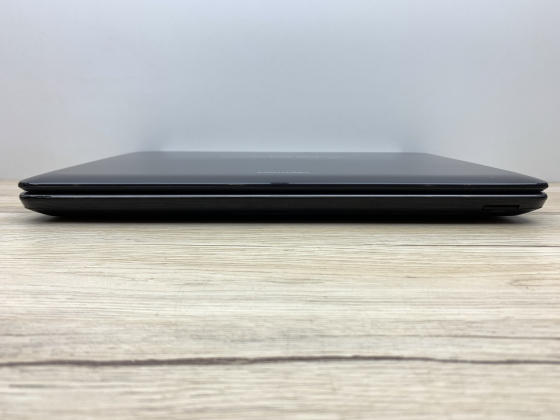 Б/в Ноутбук Medion Akoya MD98930 Intel Core i3-2350M / 8 Гб / SSD 120 Гб / Клас В