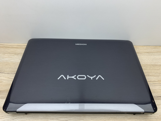 Б/в Ноутбук Medion Akoya MD98930 Intel Core i3-2350M / 8 Гб / SSD 120 Гб / Клас В