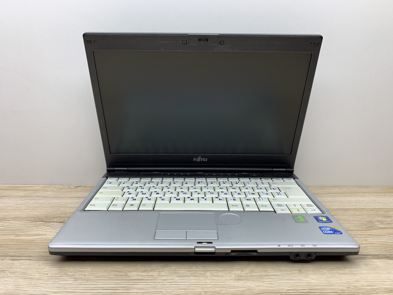 Б/в Ноутбук Fujitsu LifeBook S760 Intel Core i5-520M / 8 Гб / SSD 120 Гб / Клас В