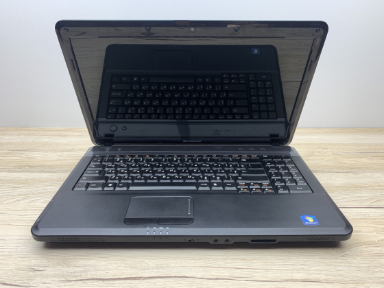 Б/в Ноутбук Lenovo G550 / Intel Pentium T4400 / 4 Гб / HDD 320 Гб / Клас B