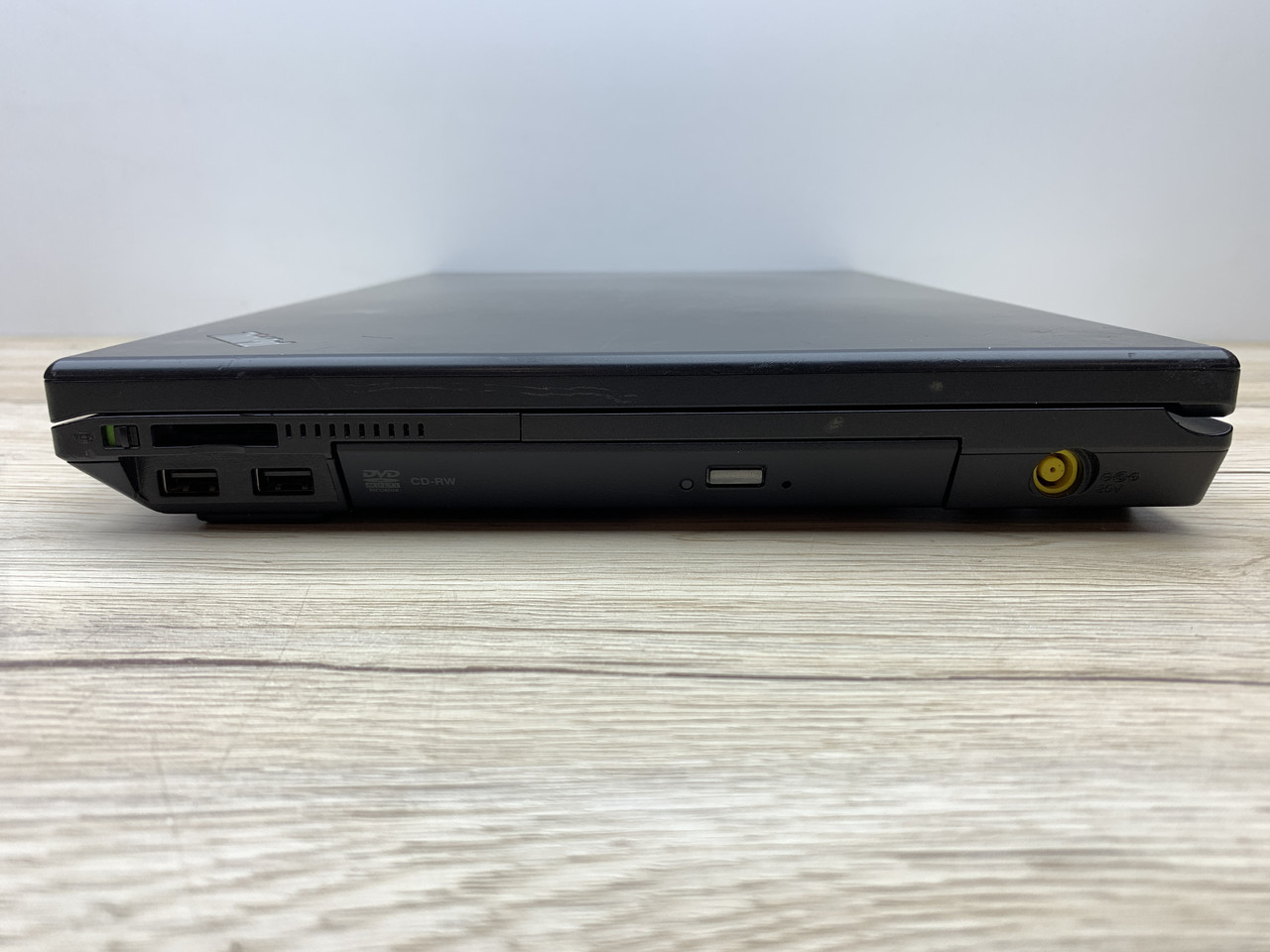 Б/в Ноутбук Lenovo ThinkPad SL510 Intel Core 2 Duo T6600 / 4 Гб / SSD 120 Гб / Клас В