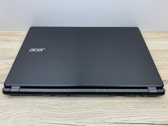 Б/в Ноутбук Acer V7-582 Intel Core i5-4210U / 8 Гб / SSD 120 Гб + HDD 500 Гб / Клас B