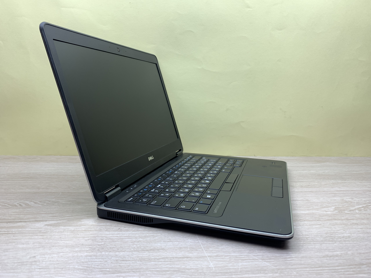 Б/в Ноутбук Dell Latitude E7440 / Intel Core i7 (4 покоління) / 8 Гб / 120 Гб / Клас B