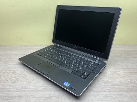 Б/в Ноутбук Dell Latitude E6330 / Intel Core i5-3320M / 4 Гб / SSD 120 Гб / Клас B