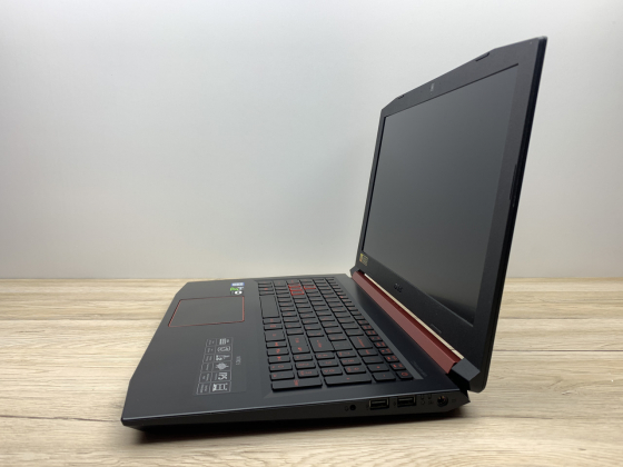 Б/в Ноутбук Acer Nitro 5 / Intel Core i5-8300H / 8 Гб / SSD 240 Гб + HDD 1 Тб / Клас B