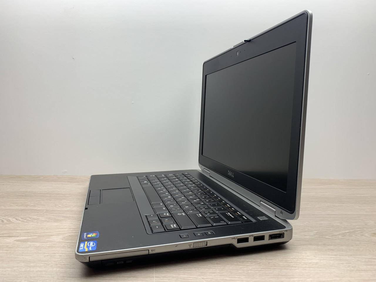 Б/в Ноутбук Dell Latitude E6430 / Intel Core i5-3230M / 8 Гб / SSD 120 Гб / Клас B (не працює батарея)