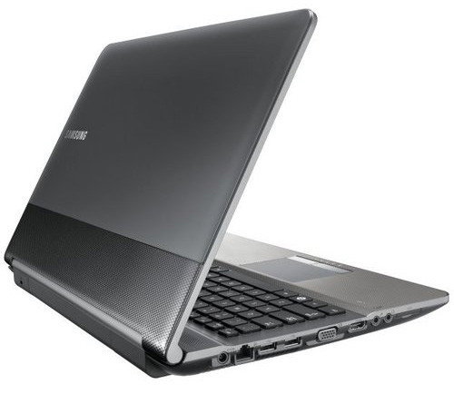 Б/в Ноутбук Samsung NP-RV520-S01SE / Intel Core i3-2310M / 4 Гб / 320 Гб / Клас B (не працює батарея)