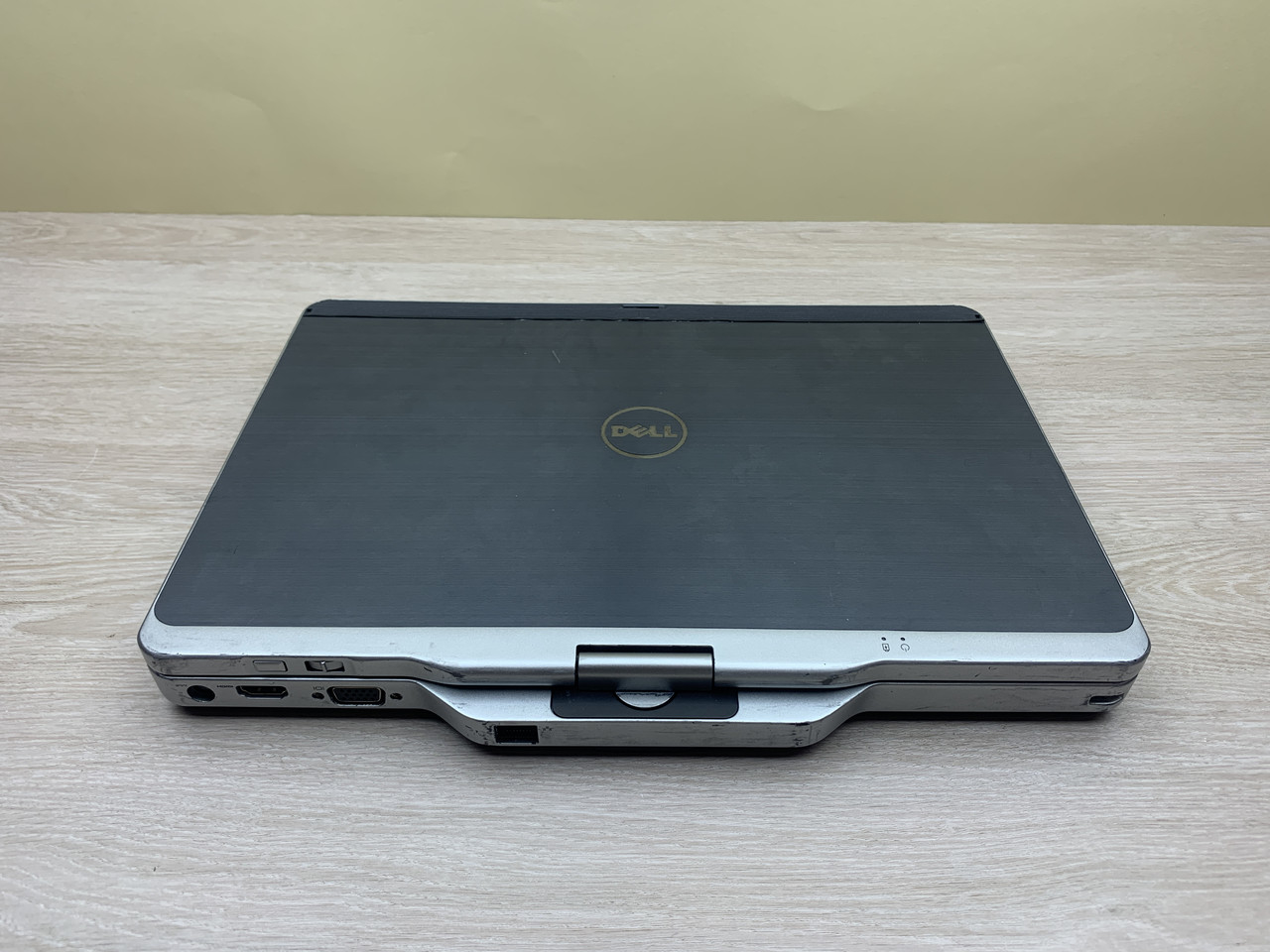 Б/в Ноутбук Dell Latitude XT3 / Intel Core i3 (2 покоління) / 4 Гб / Клас B