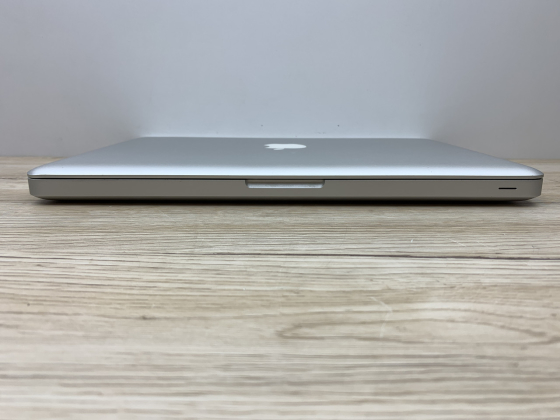 Б/в Ноутбук Apple MacBook Pro A1278 WXGA Intel Core 2 Duo P7350 / 4 Гб / SSD 120 Гб / Клас В