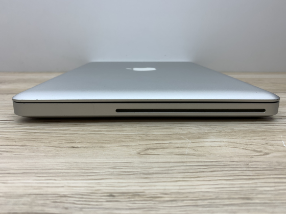 Б/в Ноутбук Apple MacBook Pro A1278 WXGA Intel Core 2 Duo P7350 / 4 Гб / SSD 120 Гб / Клас В