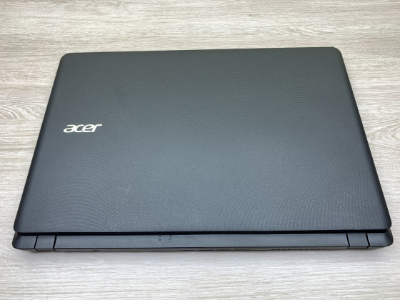 Б/в Ноутбук Acer Aspire ES1-533 / Intel Pentium N4200 / 4 Гб / 120 Гб / Клас A