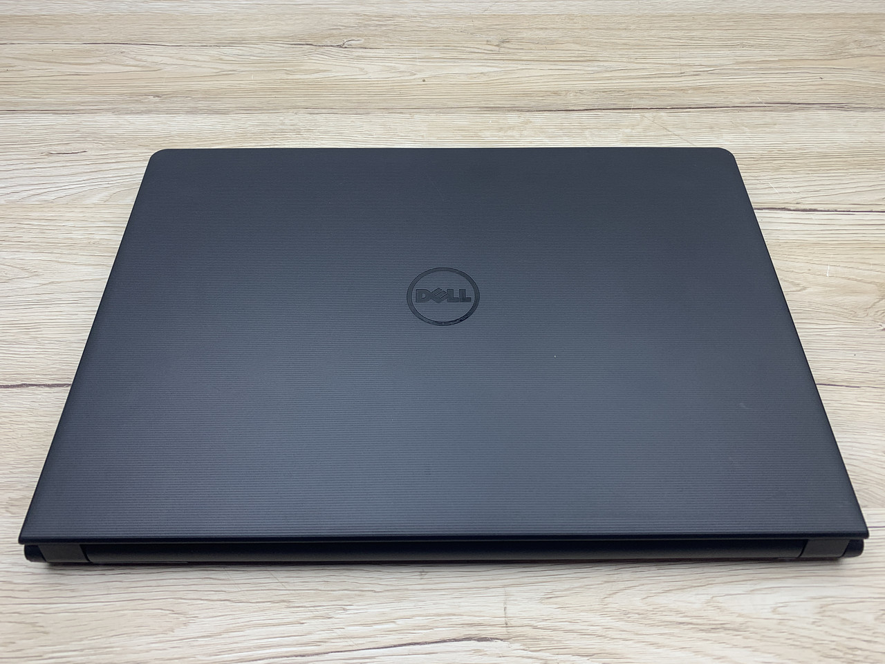 Б/в Ноутбук Dell Vostro 3558 Intel Core i5 5200U / 8 Гб / SSD 120 Гб / Клас B