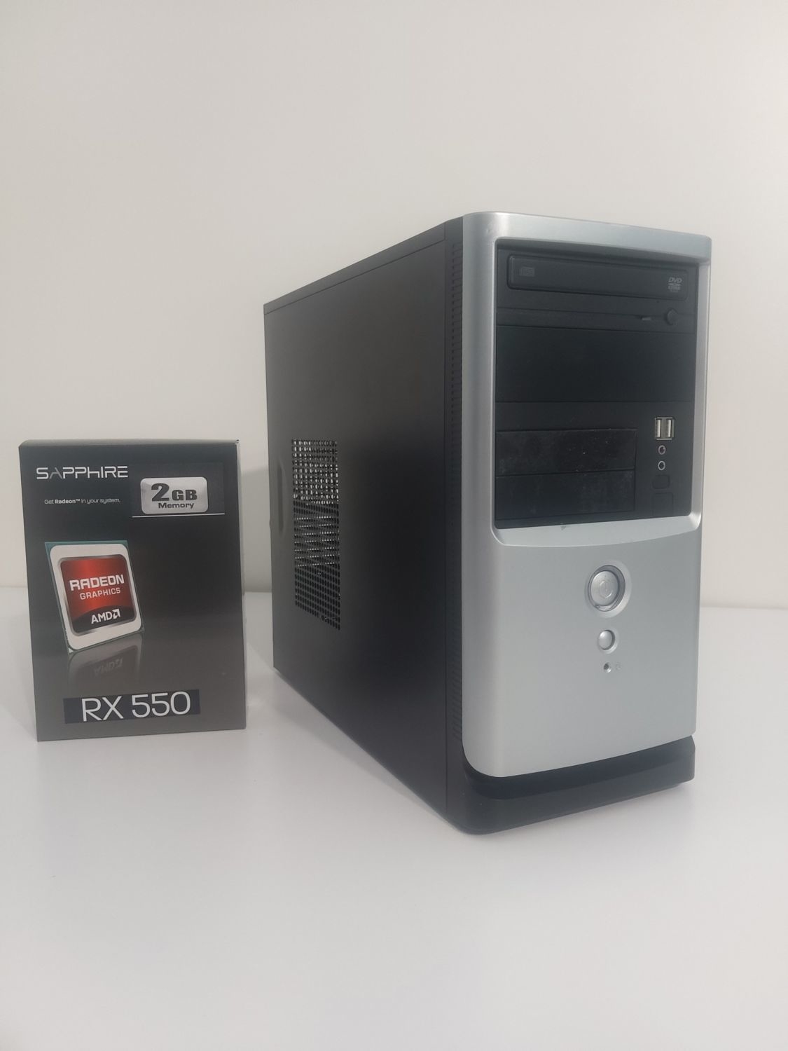 Б/в Midi Tower Silver / Intel Core i5-2400 (4 ядра по 3.1 - 3.4 GHz) / 8 GB DDR3 / 120 GB SSD + 500 GB HDD / AMD Radeon RX550 2GB GDDR5 128bit / 300W / DVD-ROM