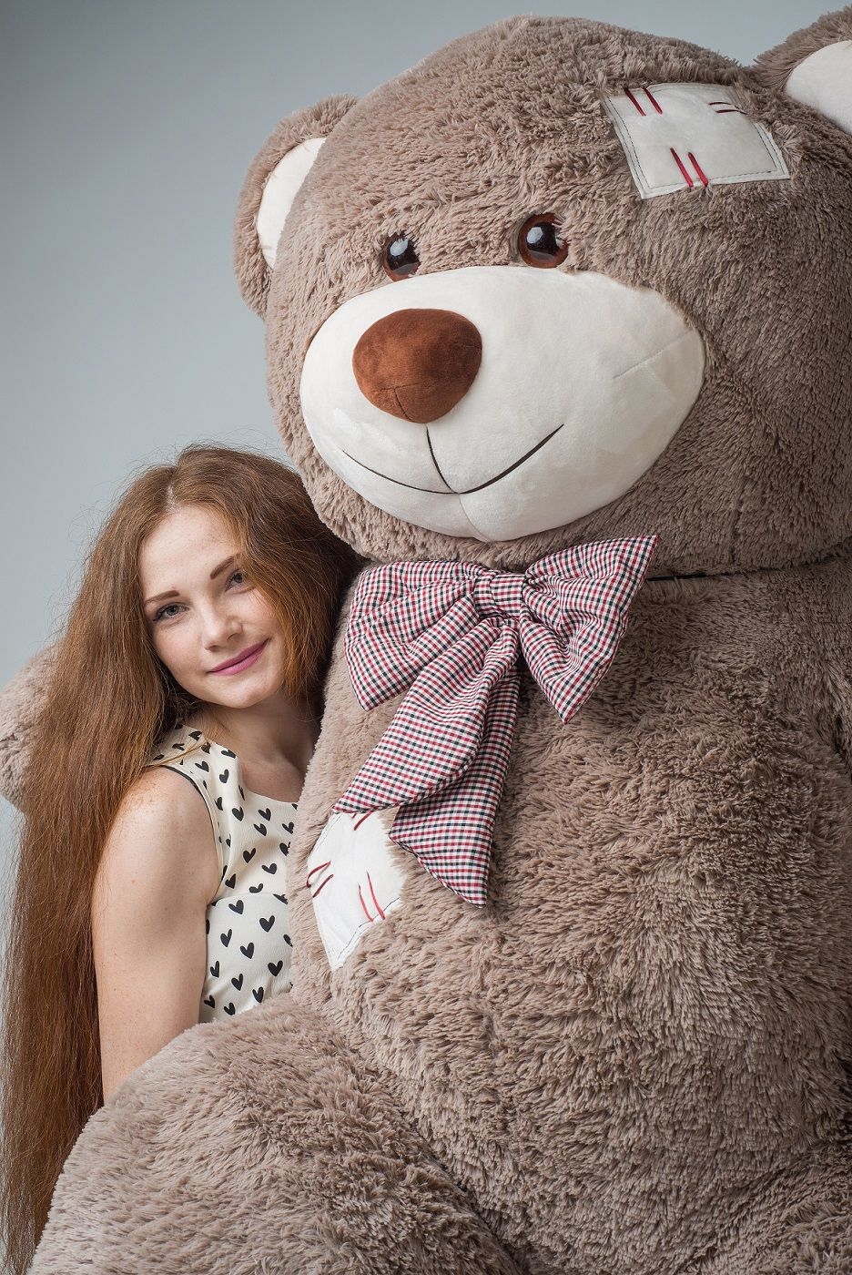 Плюшевий ведмідь Mister Medved з латками Капучино 2 метри