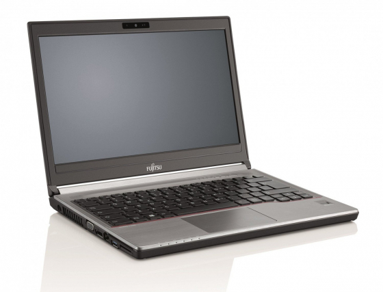 Б/в Ноутбук Fujitsu LIFEBOOK E746 Intel Core i5-6200U/8 Гб/256 Гб/Клас B