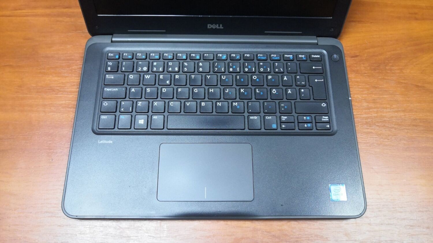 Б/в Ультрабук Dell Latitude 13 3380 Intel Core i3-6006U / 8 Гб / SSD 240 Гб / Клас А