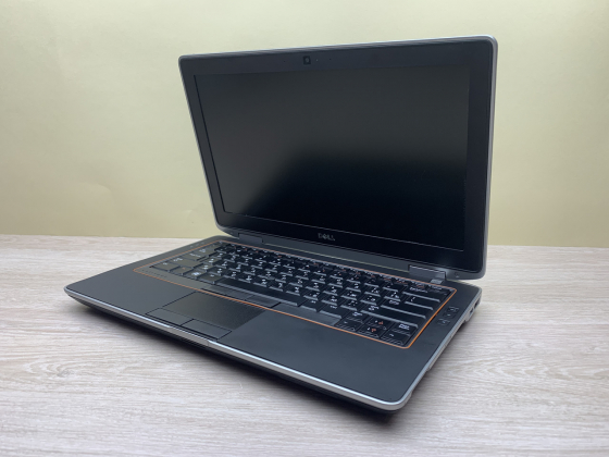 Б/в Ноутбук Dell Latitude E6320 / Intel Core i5 (2 покоління) / 4 Гб / 120 Гб / Клас A