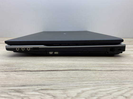 Б/в Ноутбук Zepto Znote V15 Intel Core 2 Duo P8700 / 4 Гб / SSD 120 Гб / Клас В (не працює батарея)
