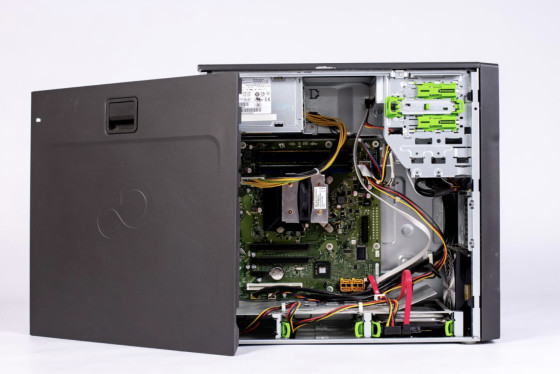 Б/в Системний блок Fujitsu Celsius W410 Tower Intel Core i5-2400 / 16 Гб / HDD 500 Гб