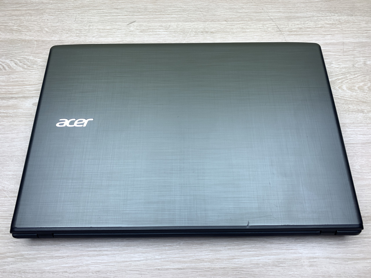 Б/в Ноутбук Acer E5-575 / Intel Core i7 (7 покоління) / 8 Гб / SSD 120 Гб + HDD 640 Гб / Клас B