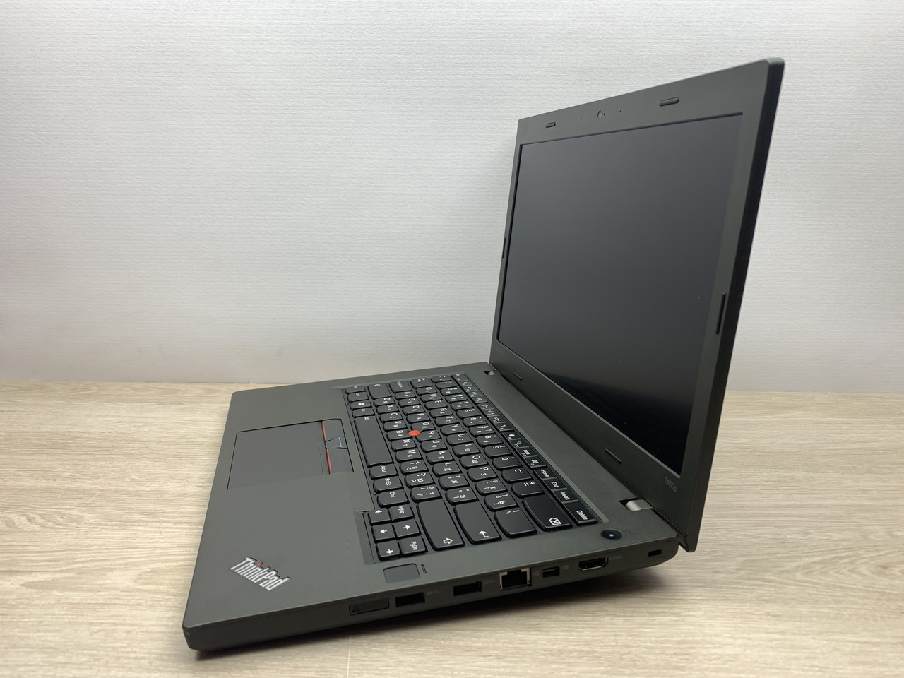 Б/в Ноутбук Lenovo ThinkPad T460p / Intel Сore i5-6440HQ / 16 Гб / 240 Гб / Клас B